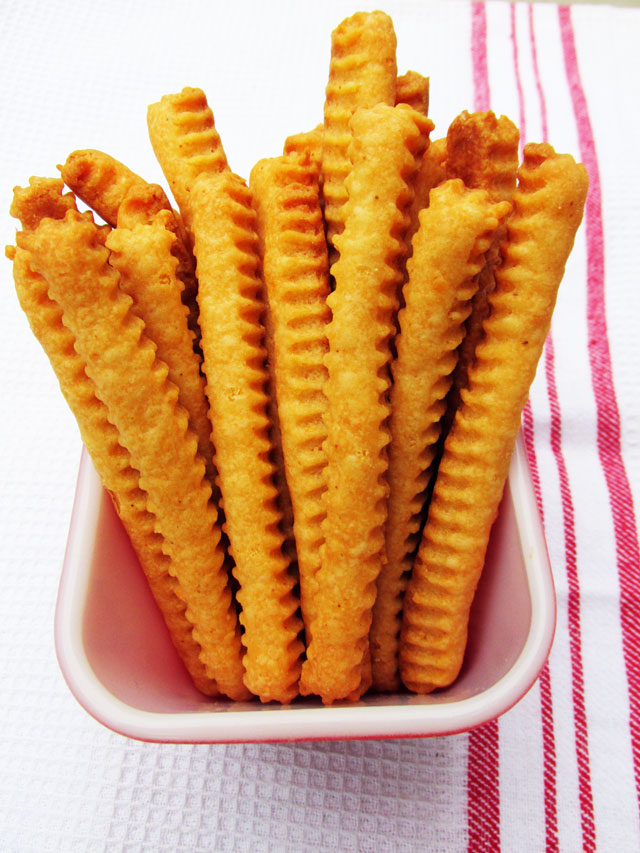 CheeseStraws