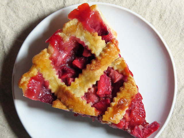 Strawberry Rhubarb Pie 